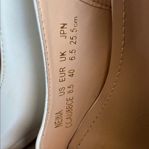 Dream Pairs Ivory Slingback Heels - Picture 3 of 6